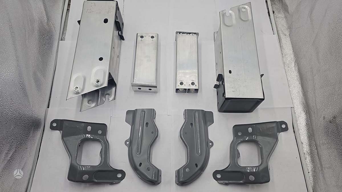 Tesla Model 3, 1568570-01-B, body parts