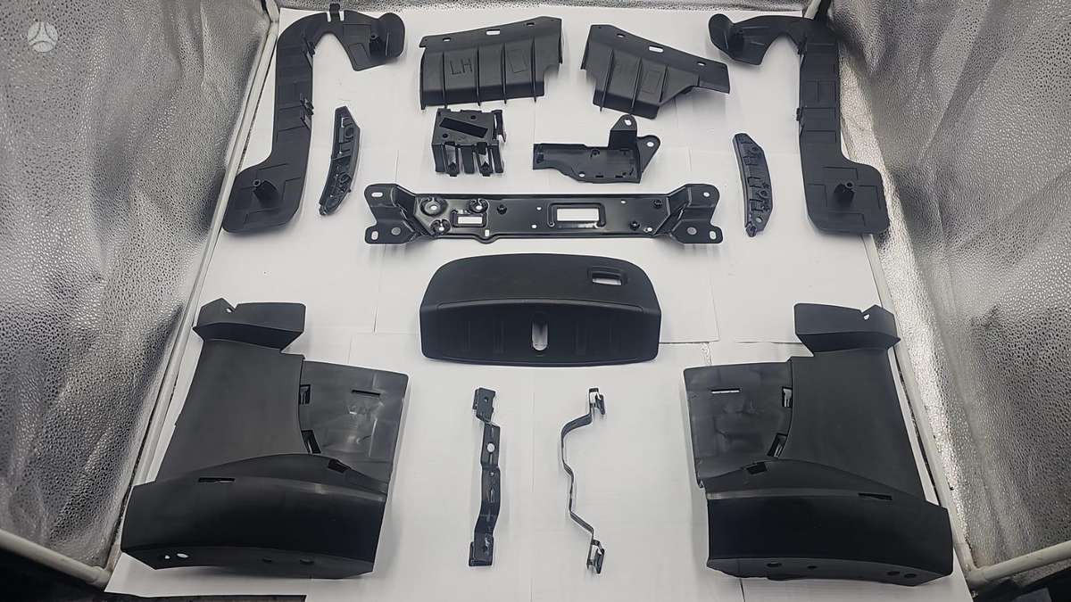 Tesla Model 3, 1568570-01-B, body parts