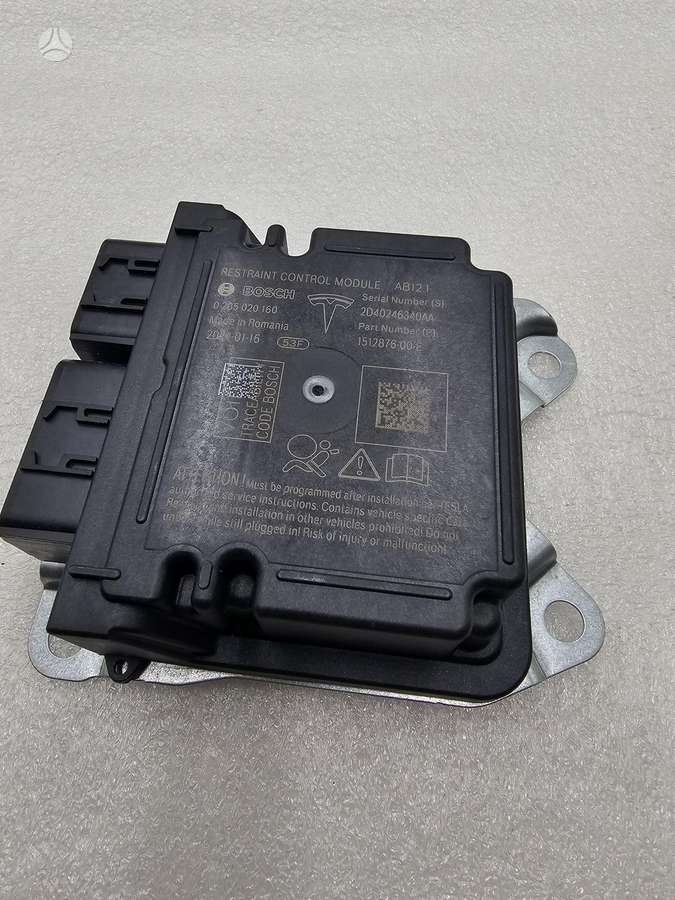 Tesla Model 3, 1568570-01-B, body parts