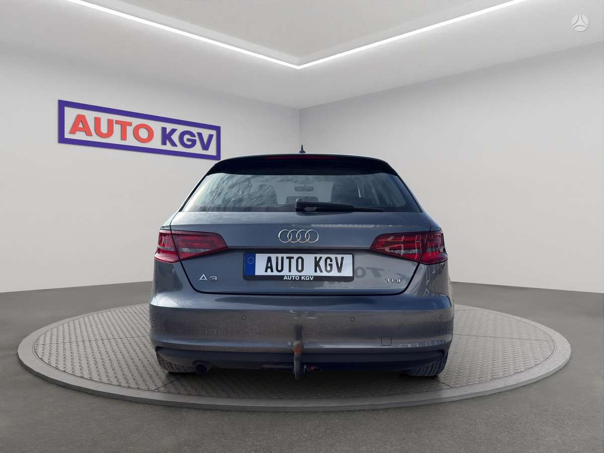 Audi A3, 1.6 l., Хэтчбек