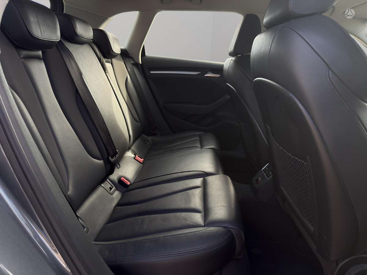 Audi A3, 1.6 l., Хэтчбек