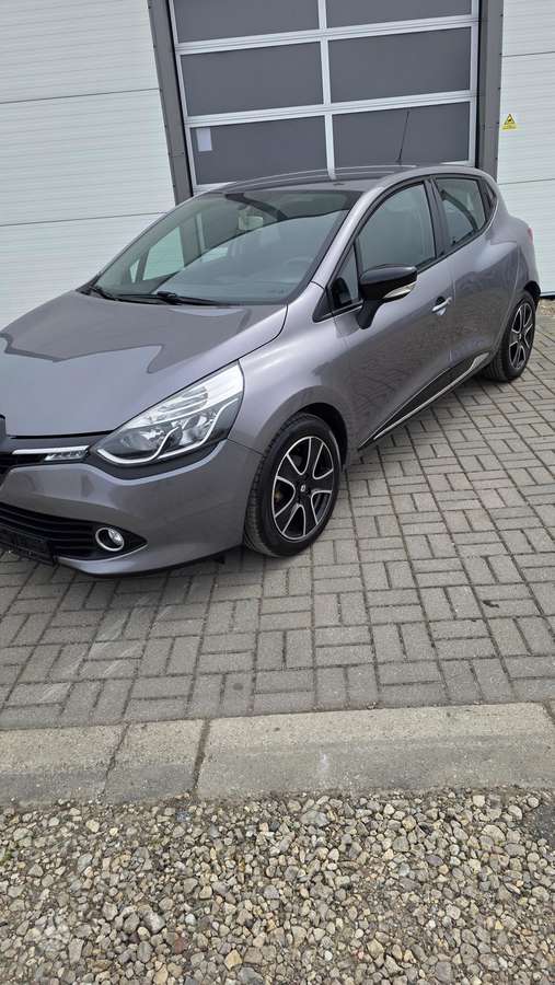 Renault Clio, 0.9 l., hatchback