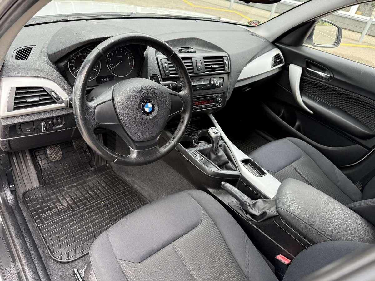 BMW 114, 1.6 l., Хэтчбек