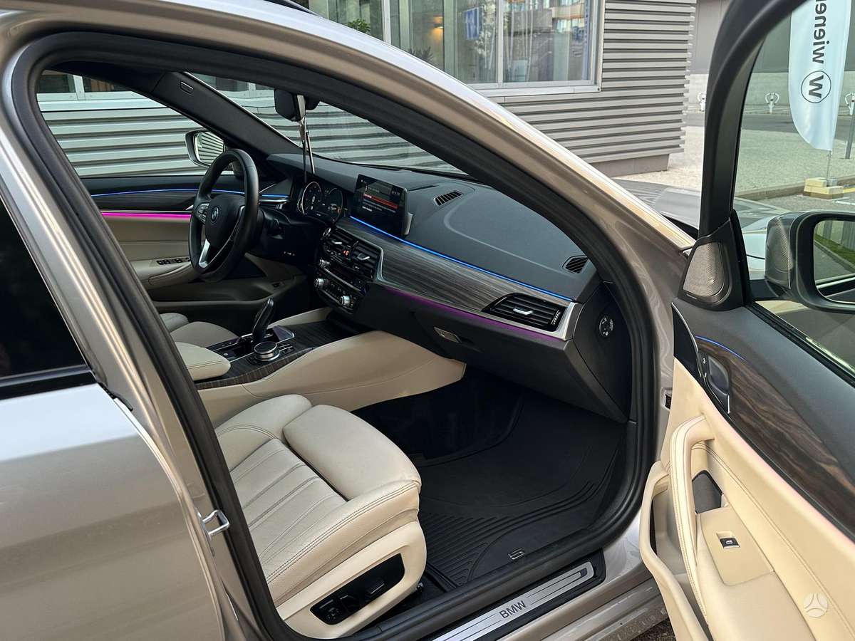 BMW 520, 2.0 l., wagon