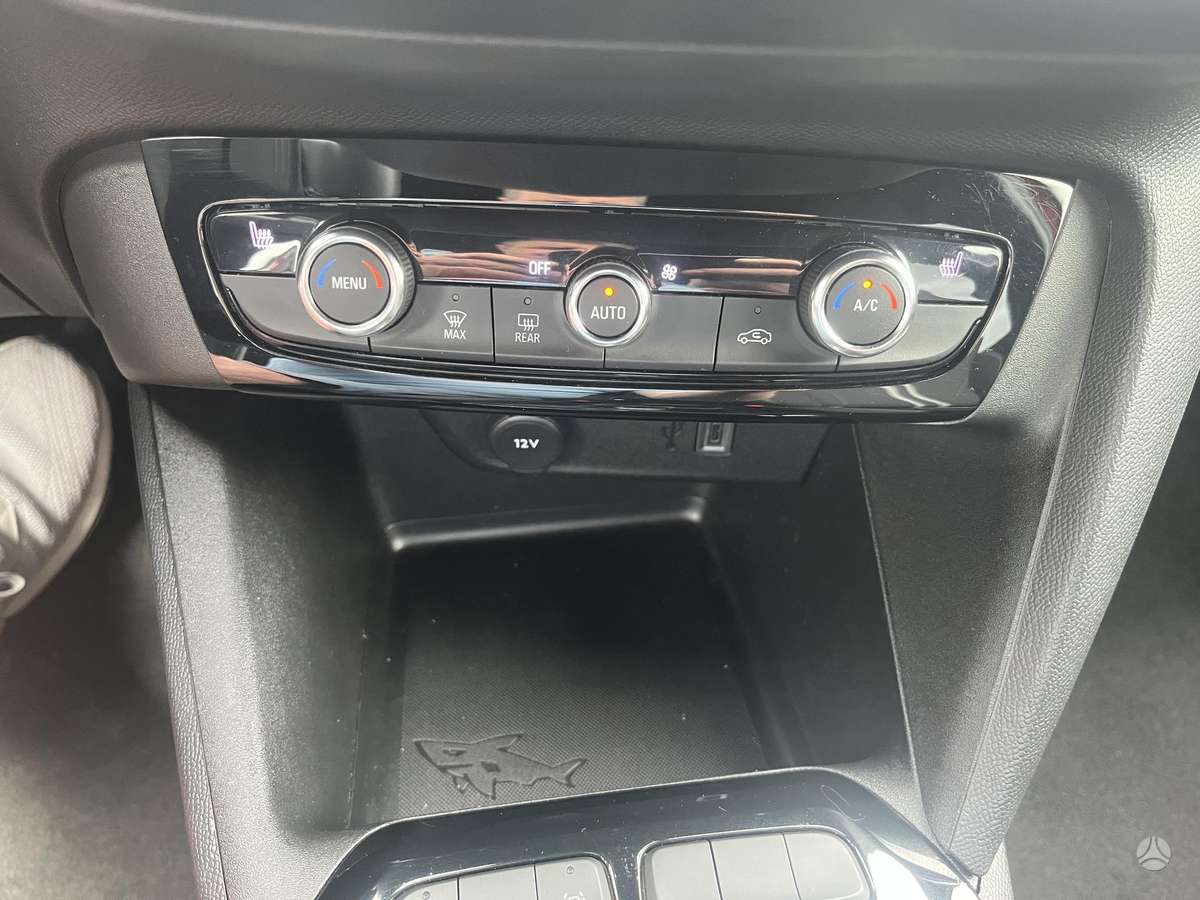 Opel Corsa, 1.2 l., Хэтчбек