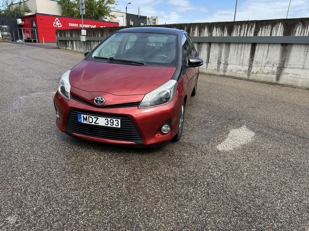 Toyota Yaris - 3
