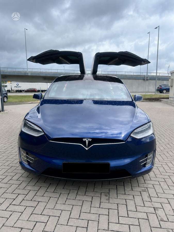 Tesla Model X, 90 kWh, off-road / crossover