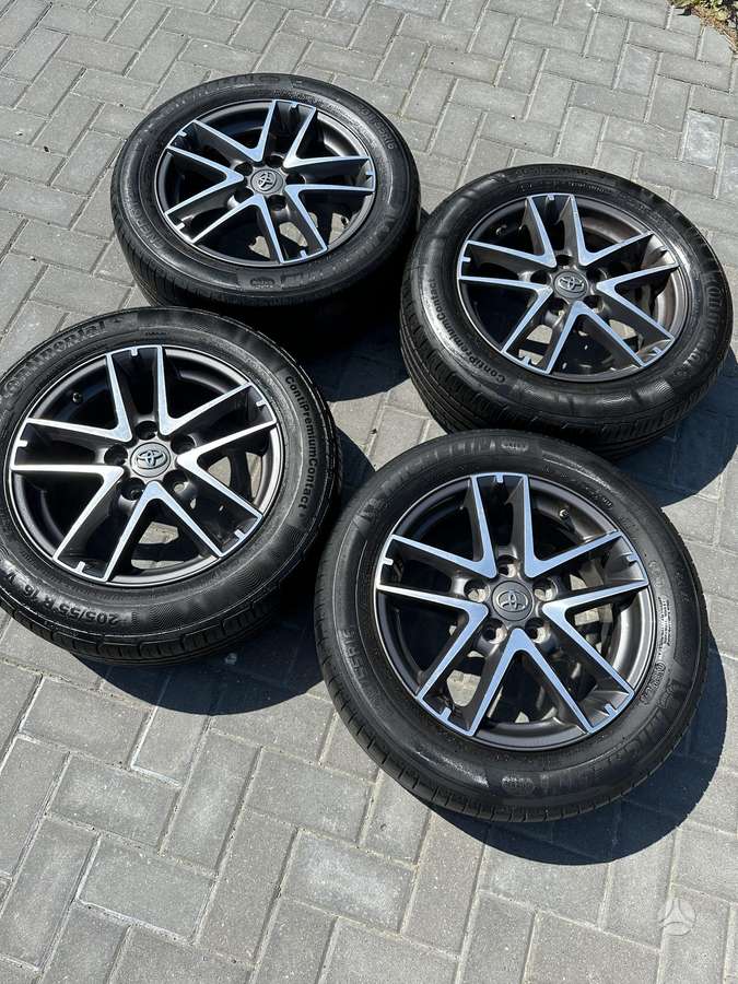 Toyota Auris, light alloy, R16