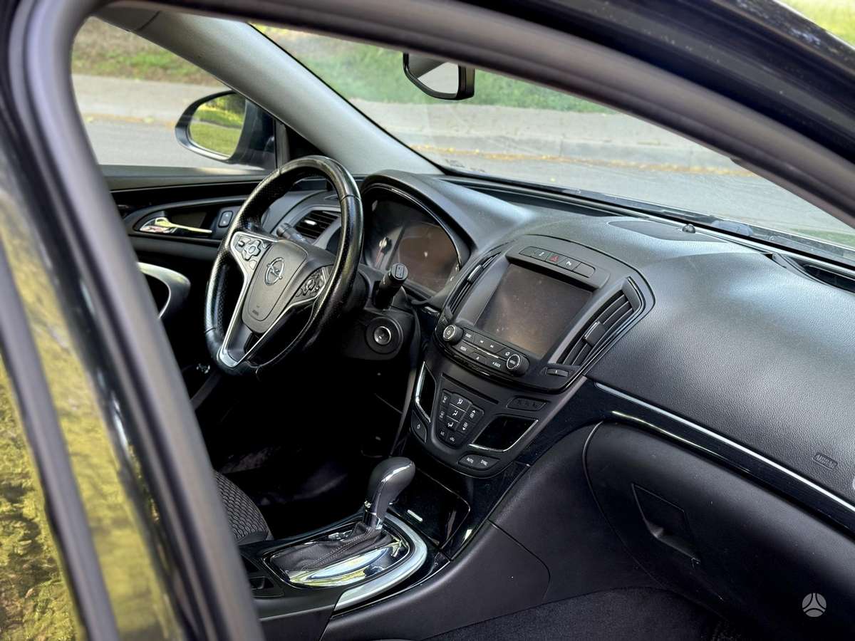 Opel Insignia, universalas
