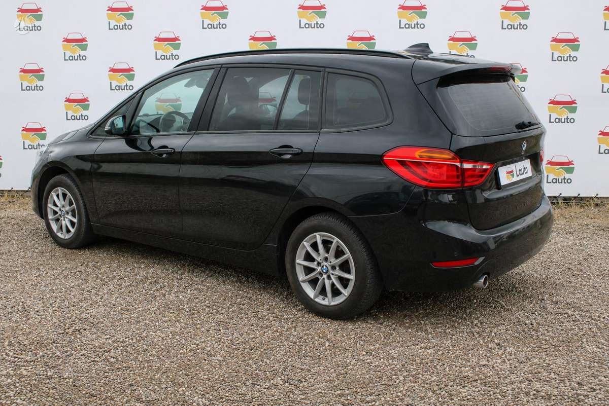 BMW 216, 1.6 l., Минивэн
