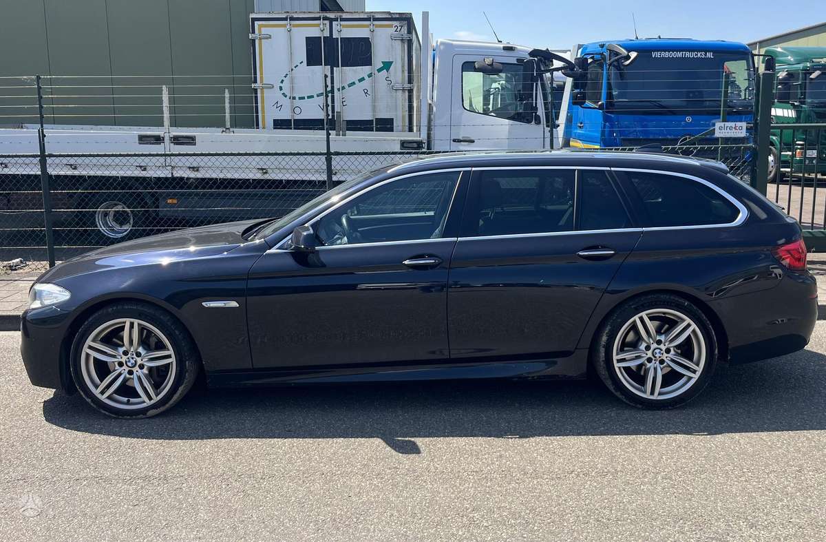 BMW 525, 3.0 l., Универсал