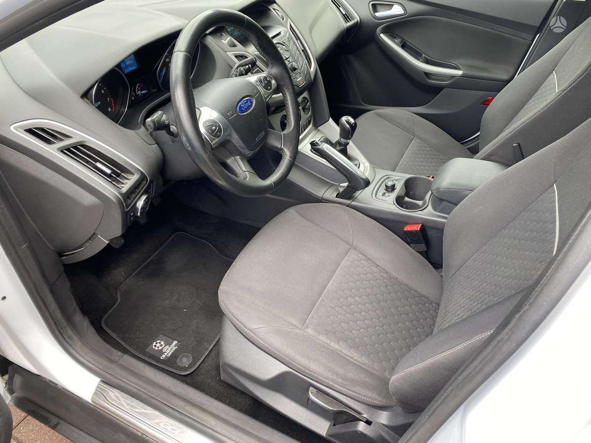 Ford Focus, 1.0 l., hečbekas