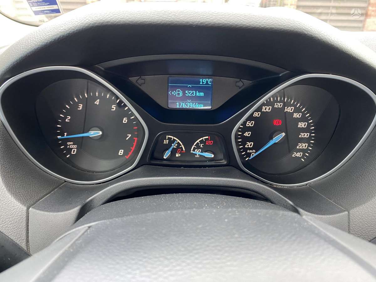 Ford Focus, 1.0 l., hečbekas