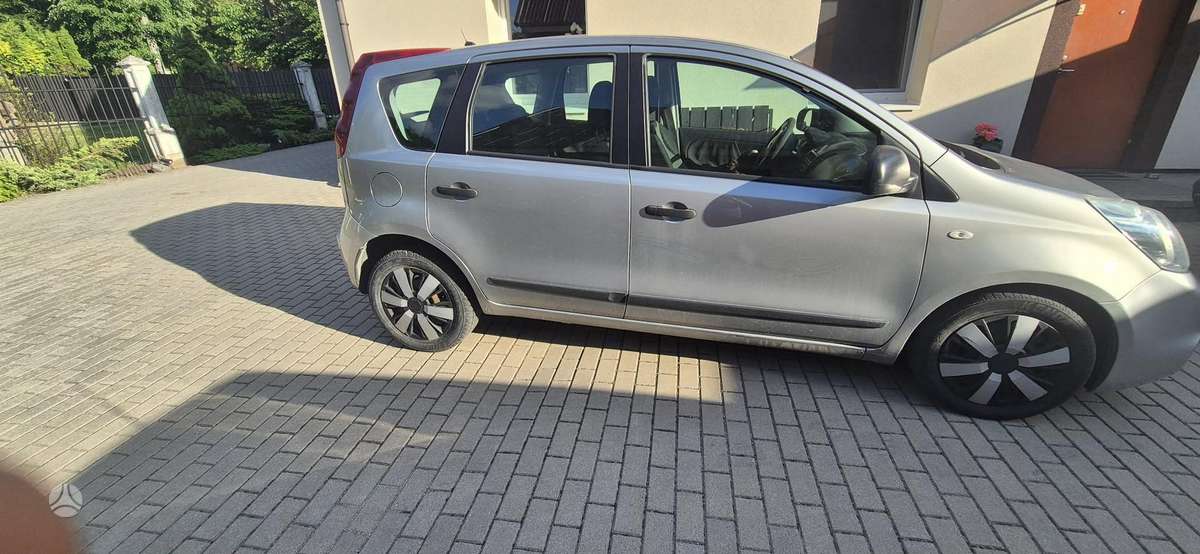 Nissan Note, 1.5 l., Хэтчбек