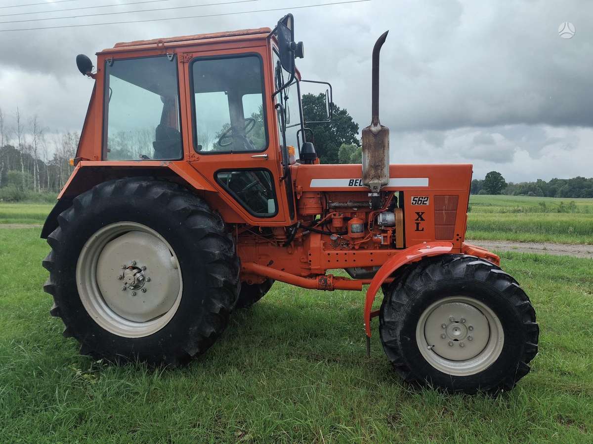 MTZ 562 Tik 452 Motovalandos, тракторы