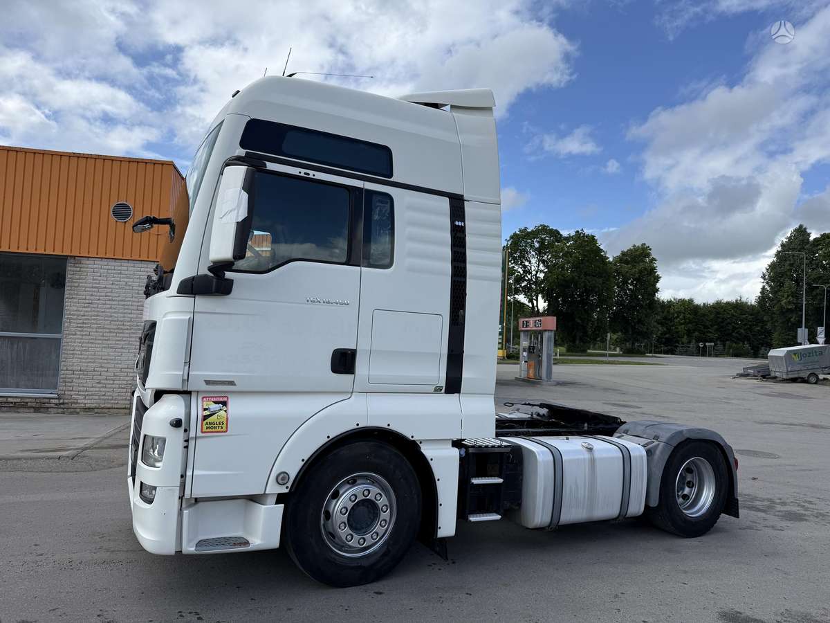 MAN TGX 18.460, 2 miegamosios vietos