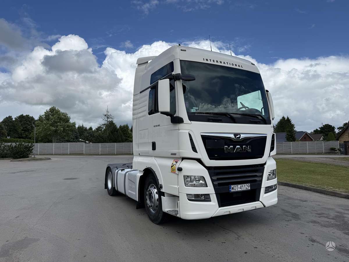 MAN TGX 18.460, 2 спальных места
