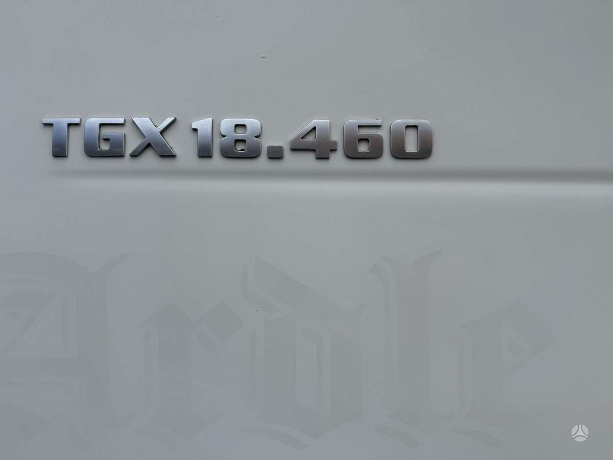 MAN TGX 18.460, 2 спальных места