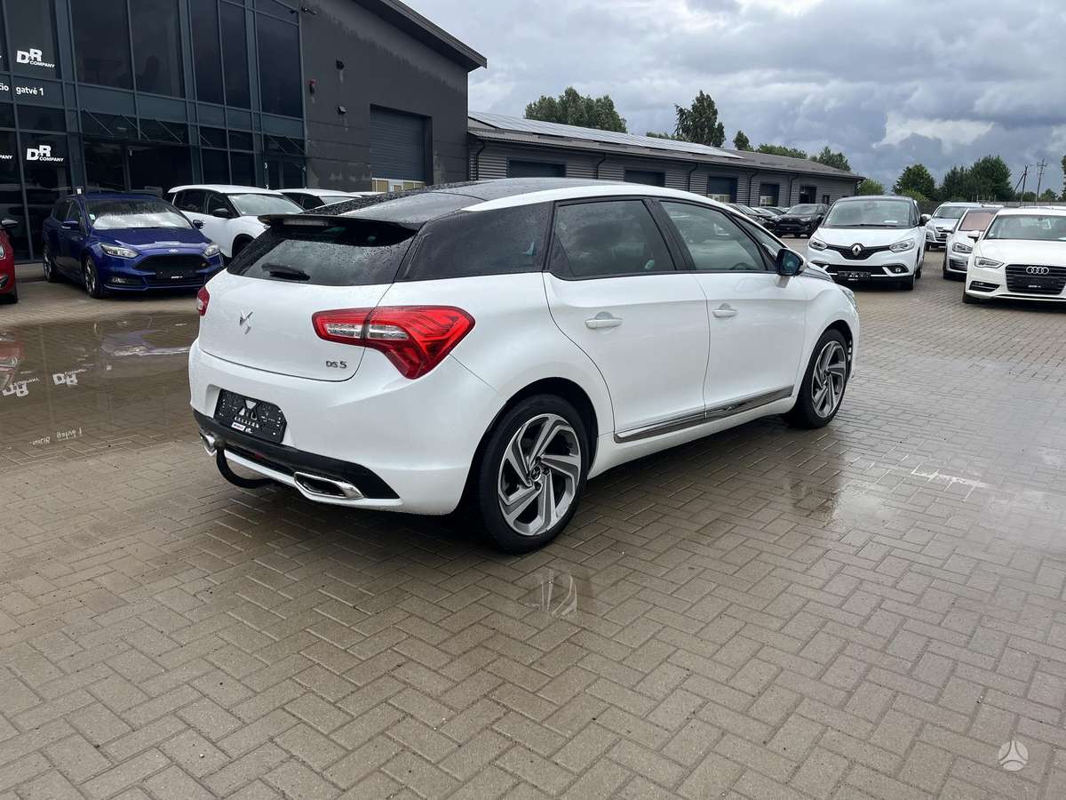 Citroen DS5, 2.0 l., Хэтчбек
