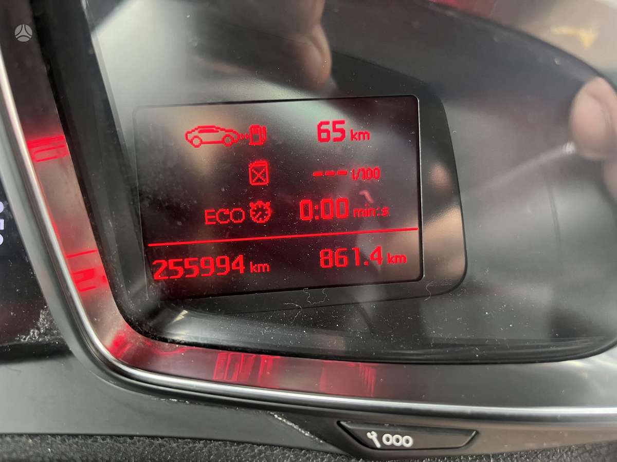 Citroen DS5, 2.0 l., hatchback