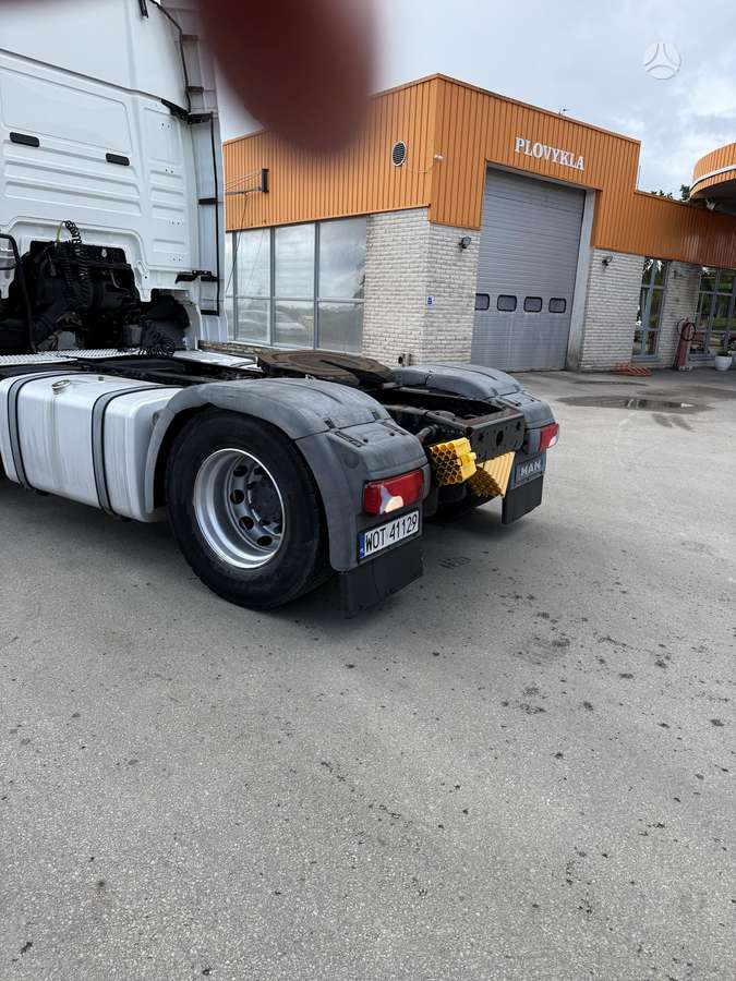 MAN TGX 18.460, 2 miegamosios vietos