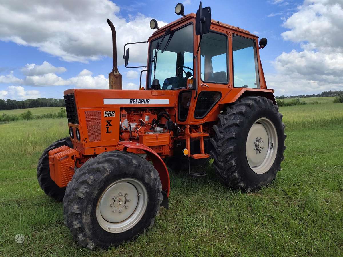 MTZ 562 Tik 452 Motovalandos, тракторы