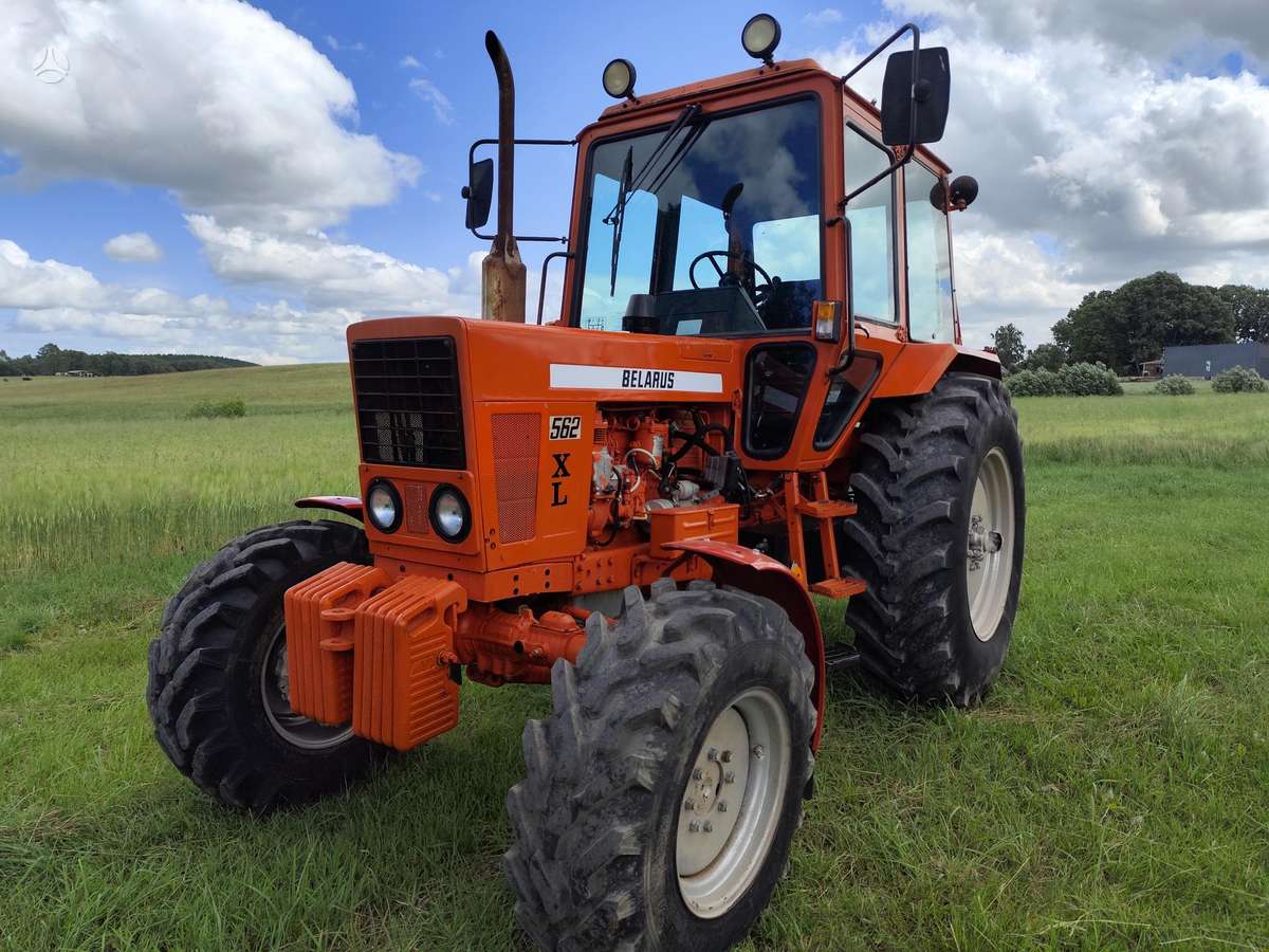 MTZ 562 Tik 452 Motovalandos, тракторы