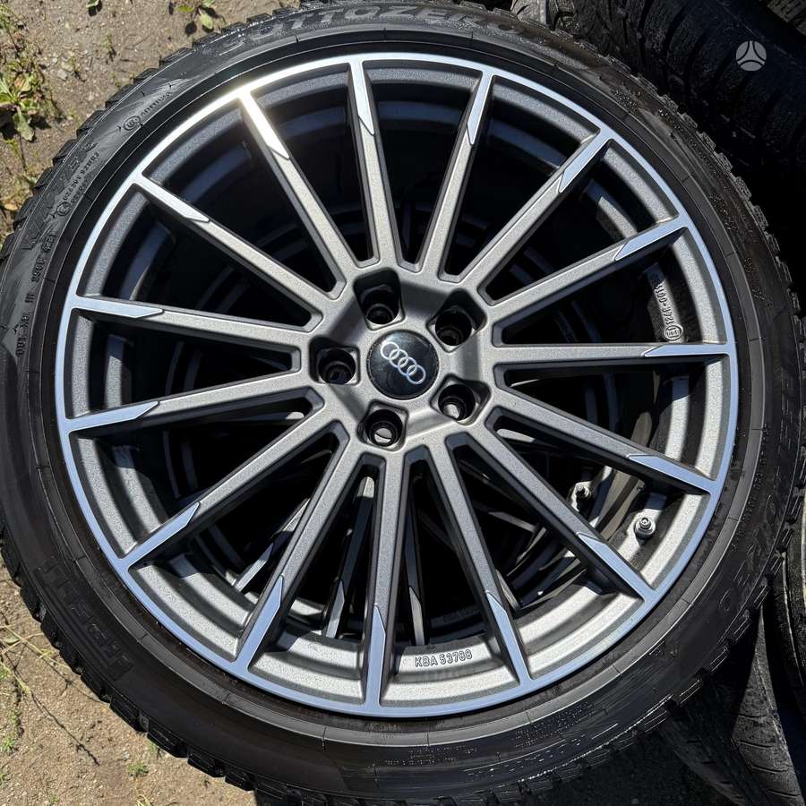 Audi A6, lengvojo lydinio, R20