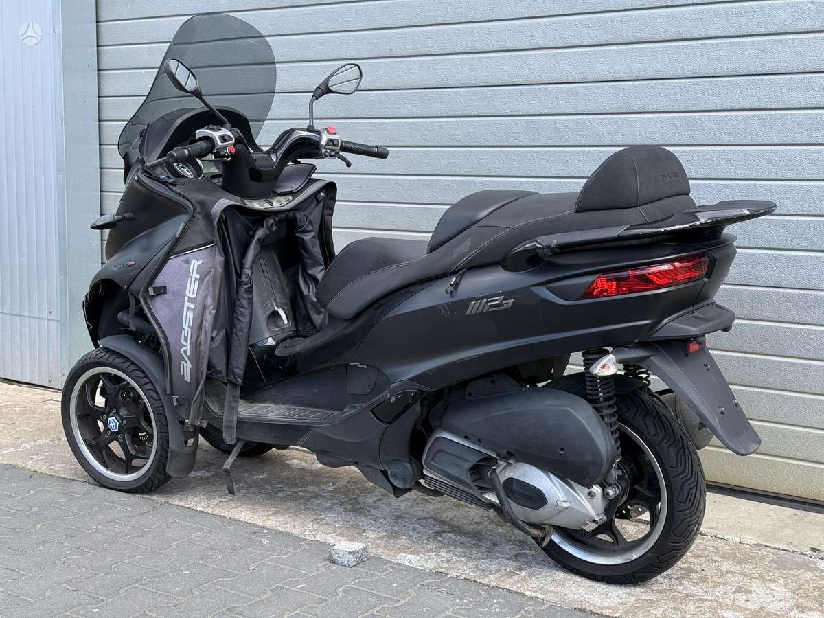 Piaggio MP3 300cc, трициклы