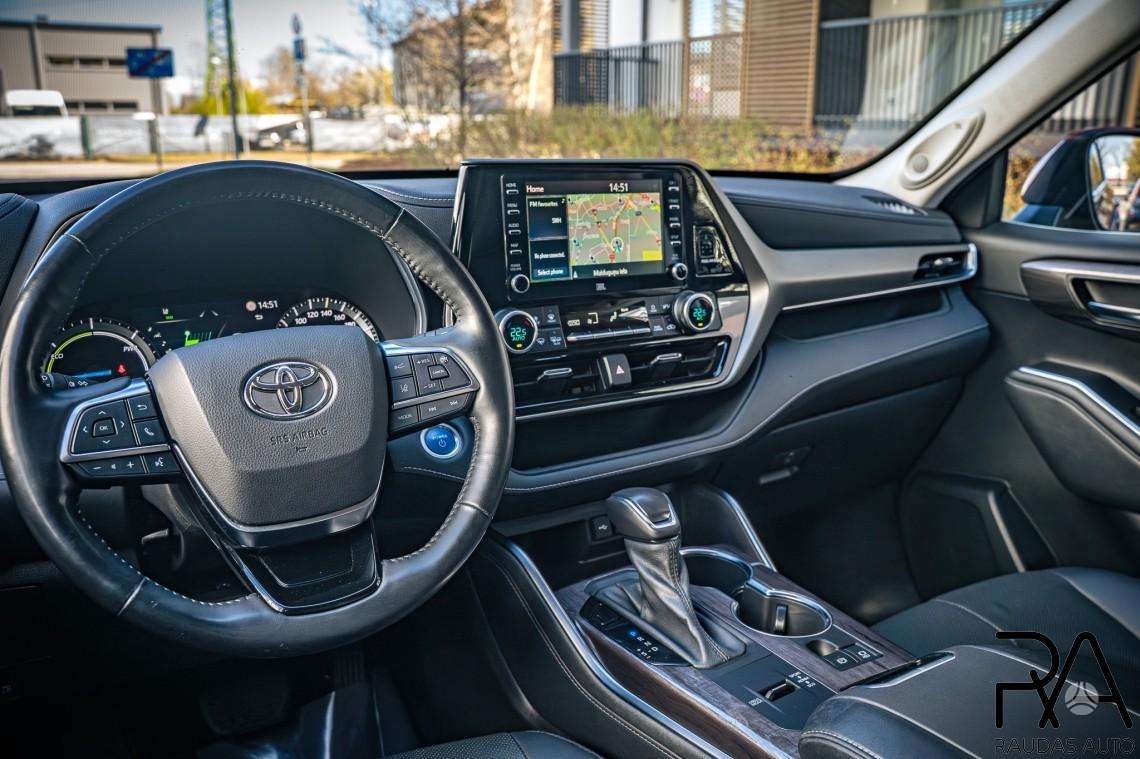 Toyota Highlander - 8