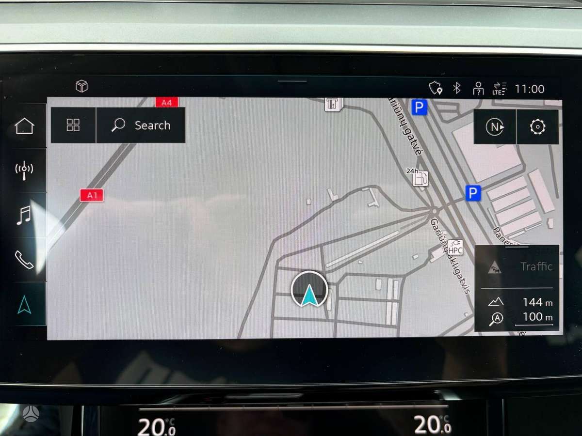 Audi e-tron, Внедорожник / Кроссовер