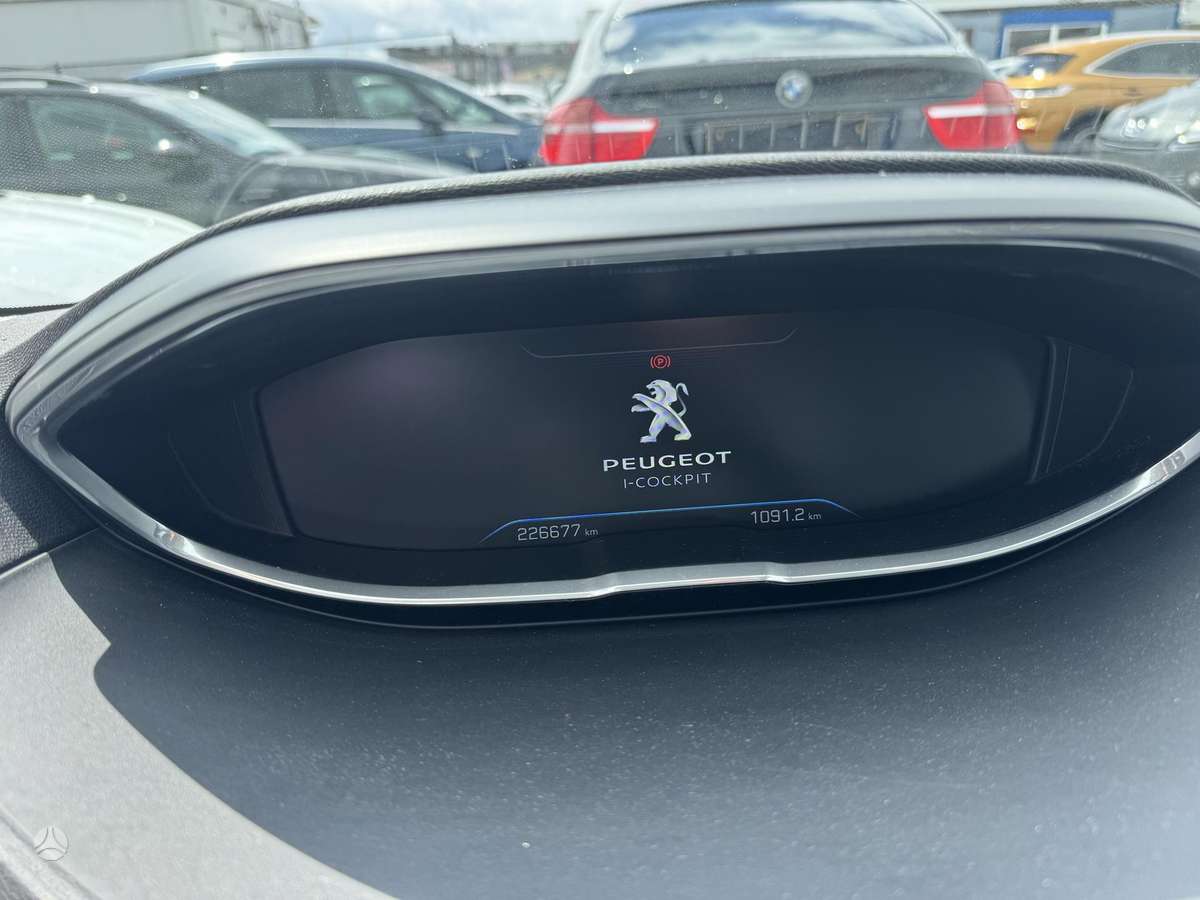 Peugeot 3008 - 10