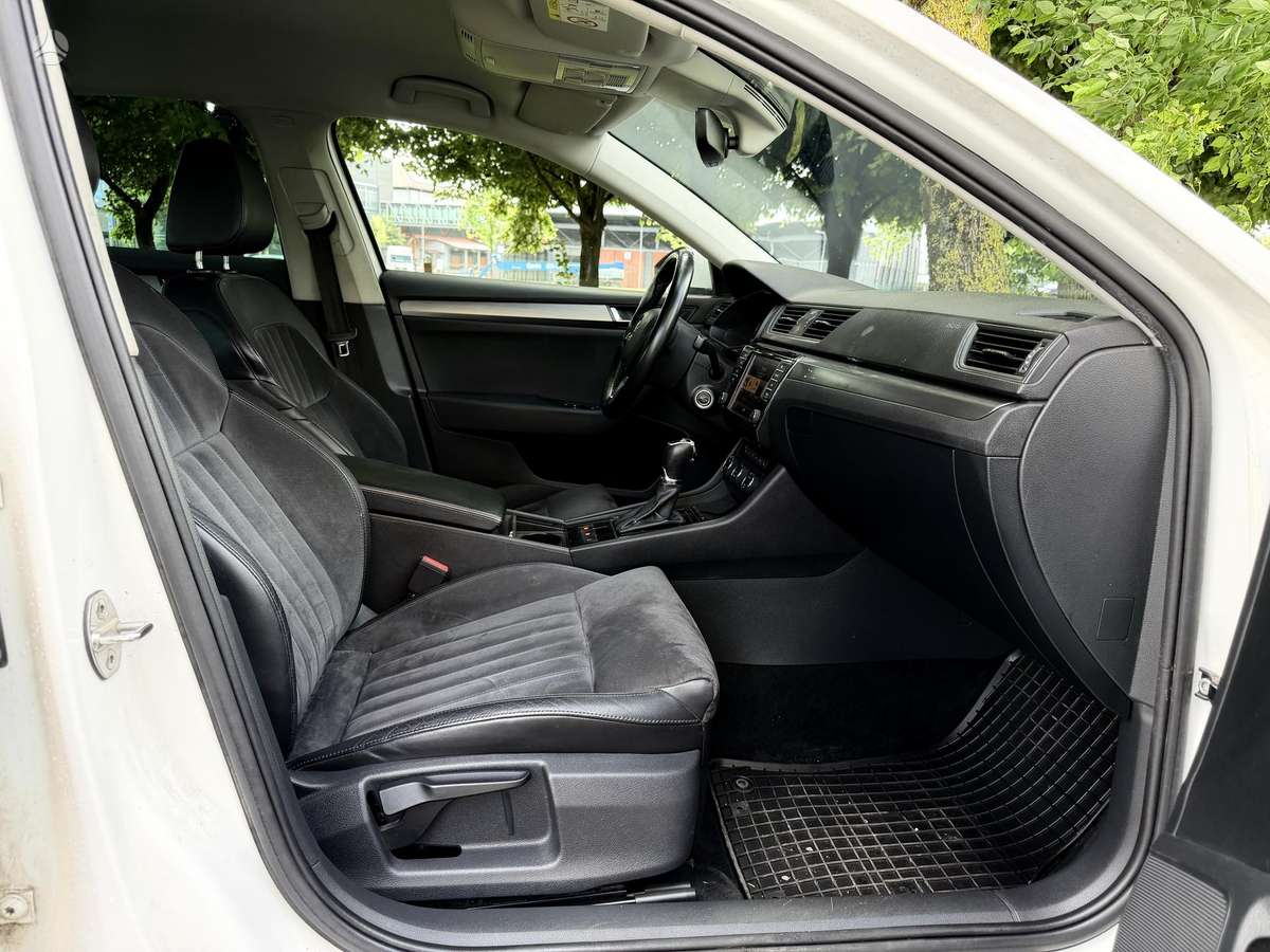 Skoda Superb, 2.0 l., hatchback
