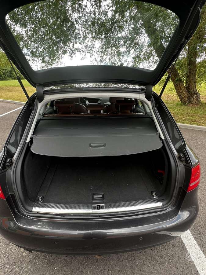 Audi A4, 2.0 l., Универсал