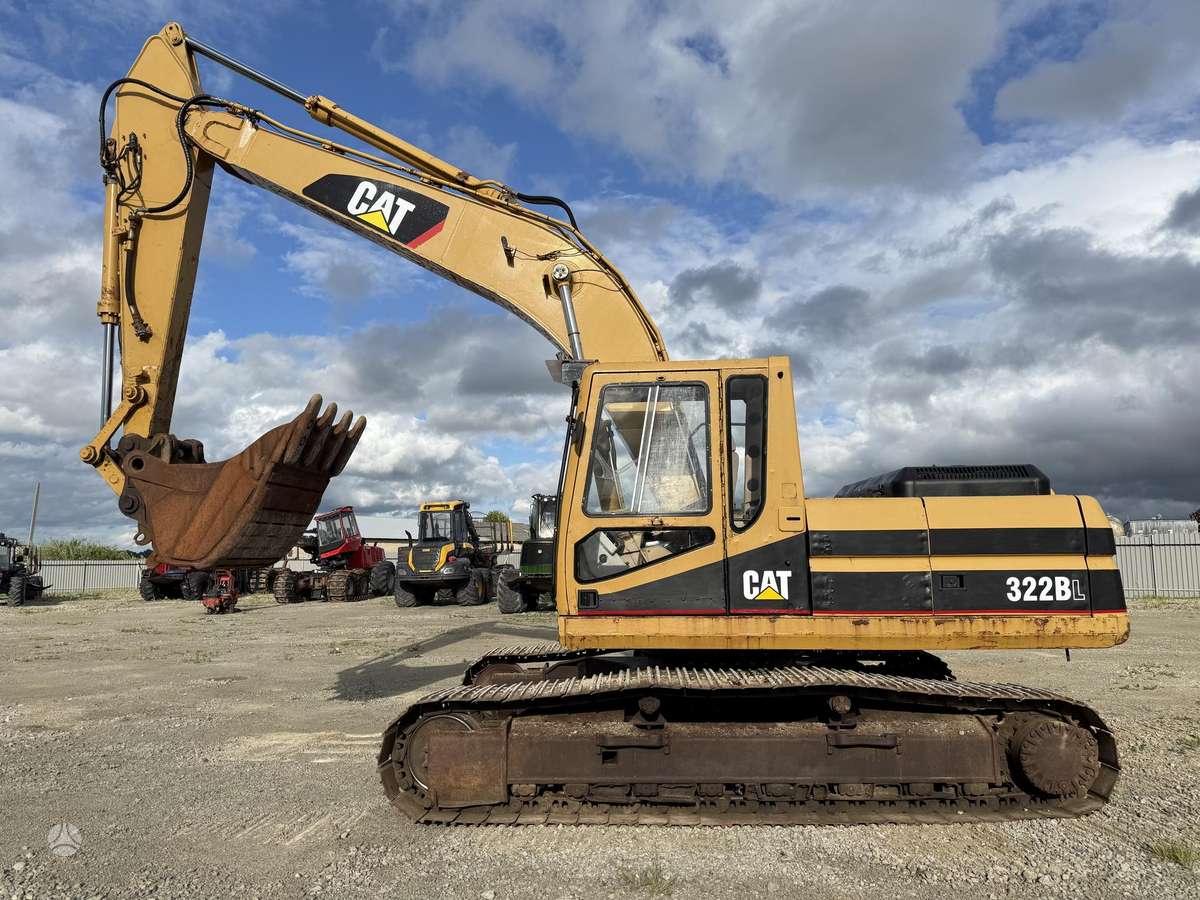Caterpillar 322 BL , 26 ton, ekskavatoriai