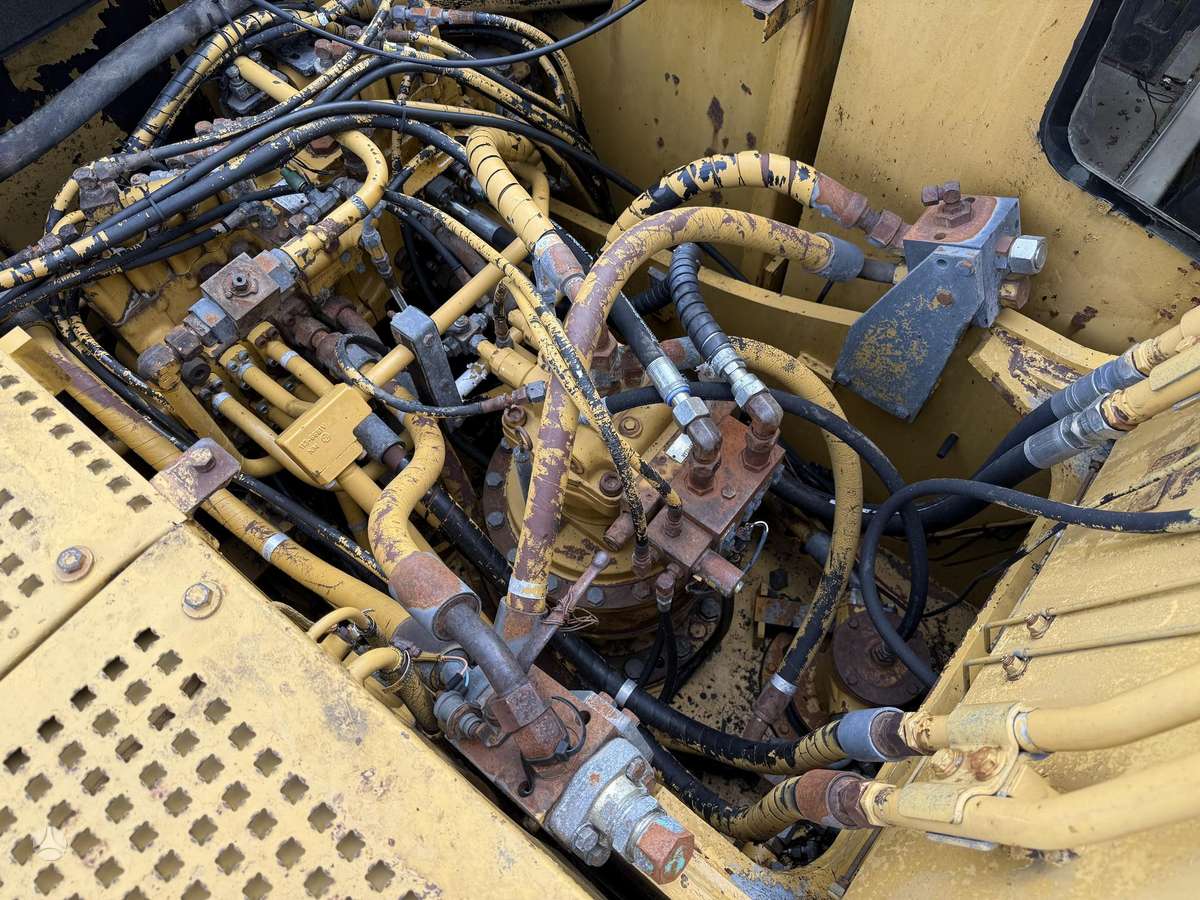Caterpillar 322 BL , 26 ton, ekskavatoriai