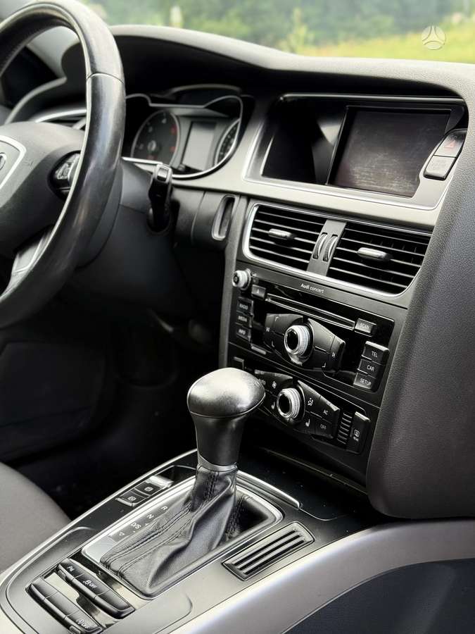 Audi A4, 2.0 l., Универсал