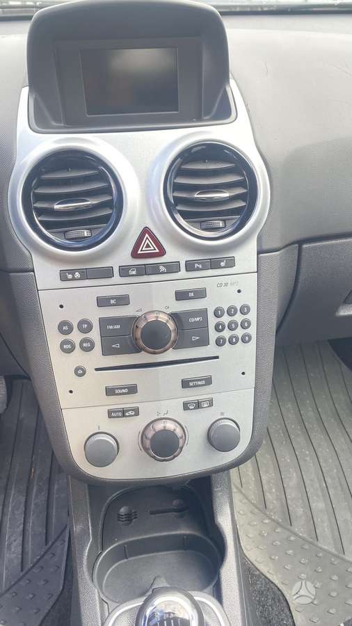 Opel Corsa, 1.3 l., Хэтчбек