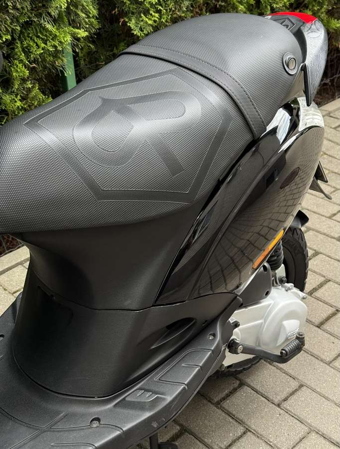 Piaggio Zip 49cc, мотороллеры / мопеды
