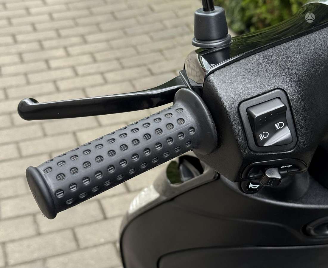 Piaggio Zip 49cc, scooters / mopeds
