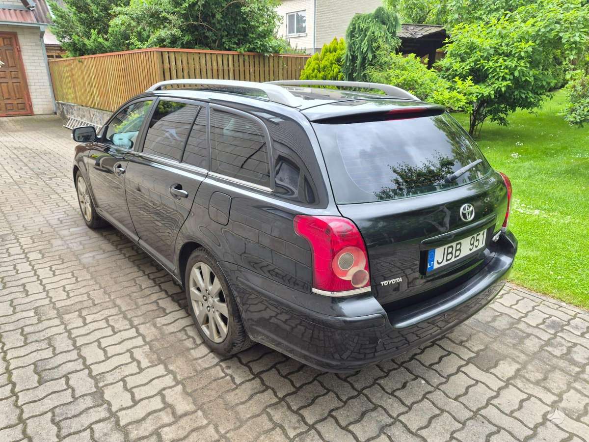 Toyota Avensis, 2.2 l., Универсал