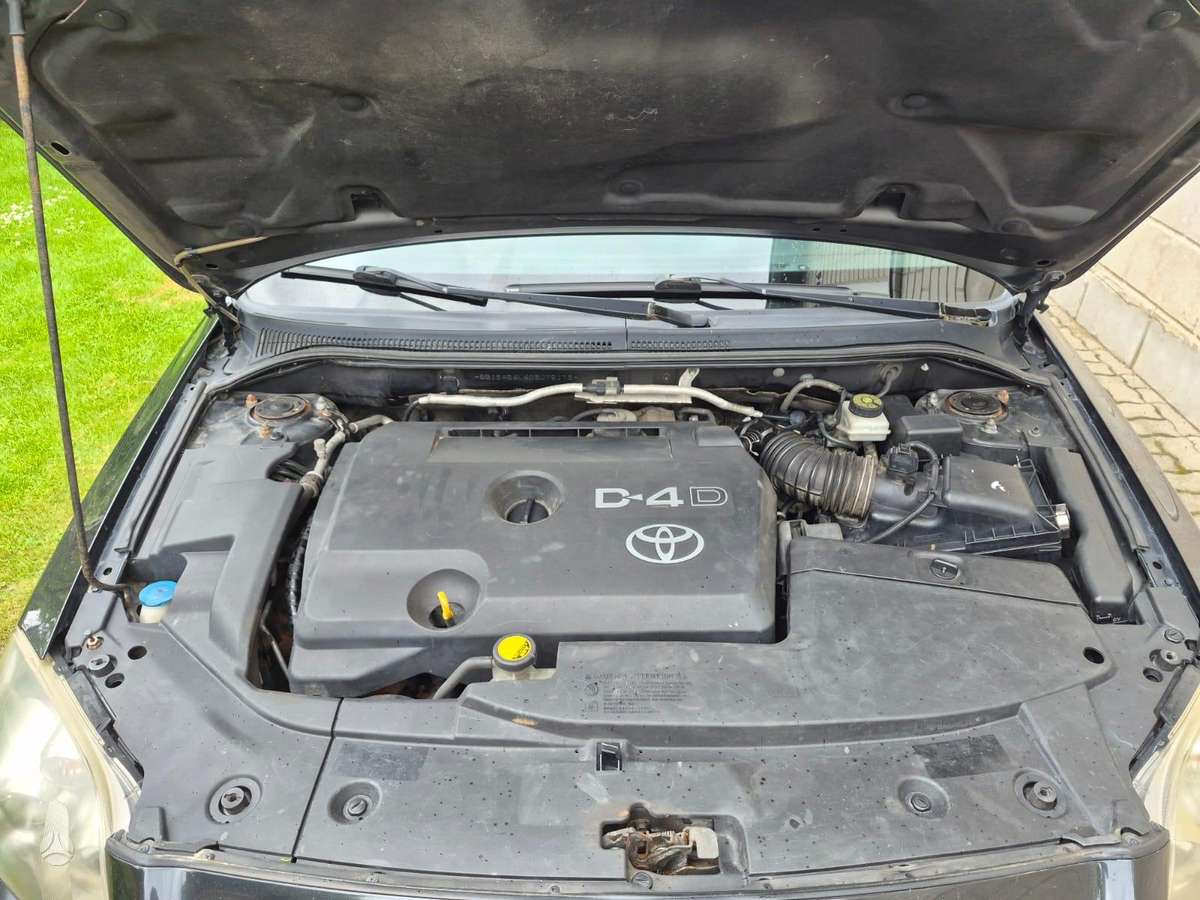 Toyota Avensis, 2.2 l., Универсал
