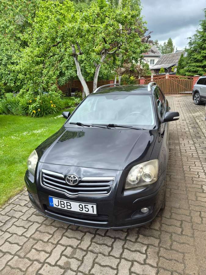 Toyota Avensis, 2.2 l., Универсал