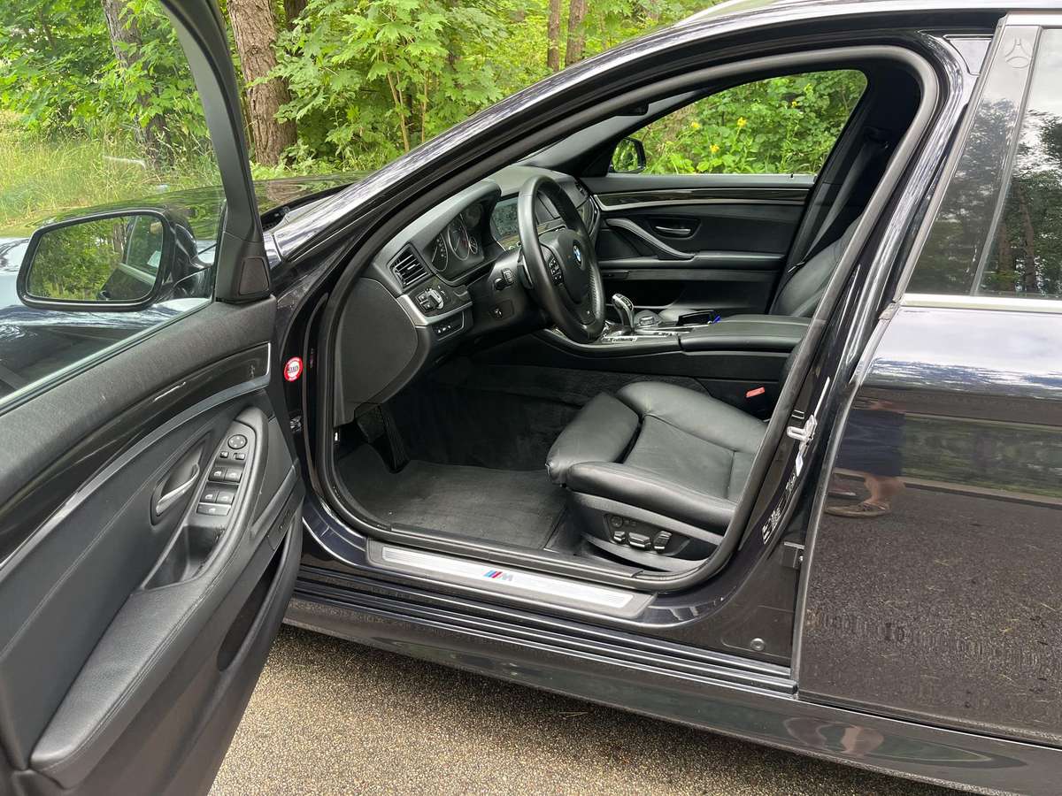 BMW 525, 3.0 l., Универсал