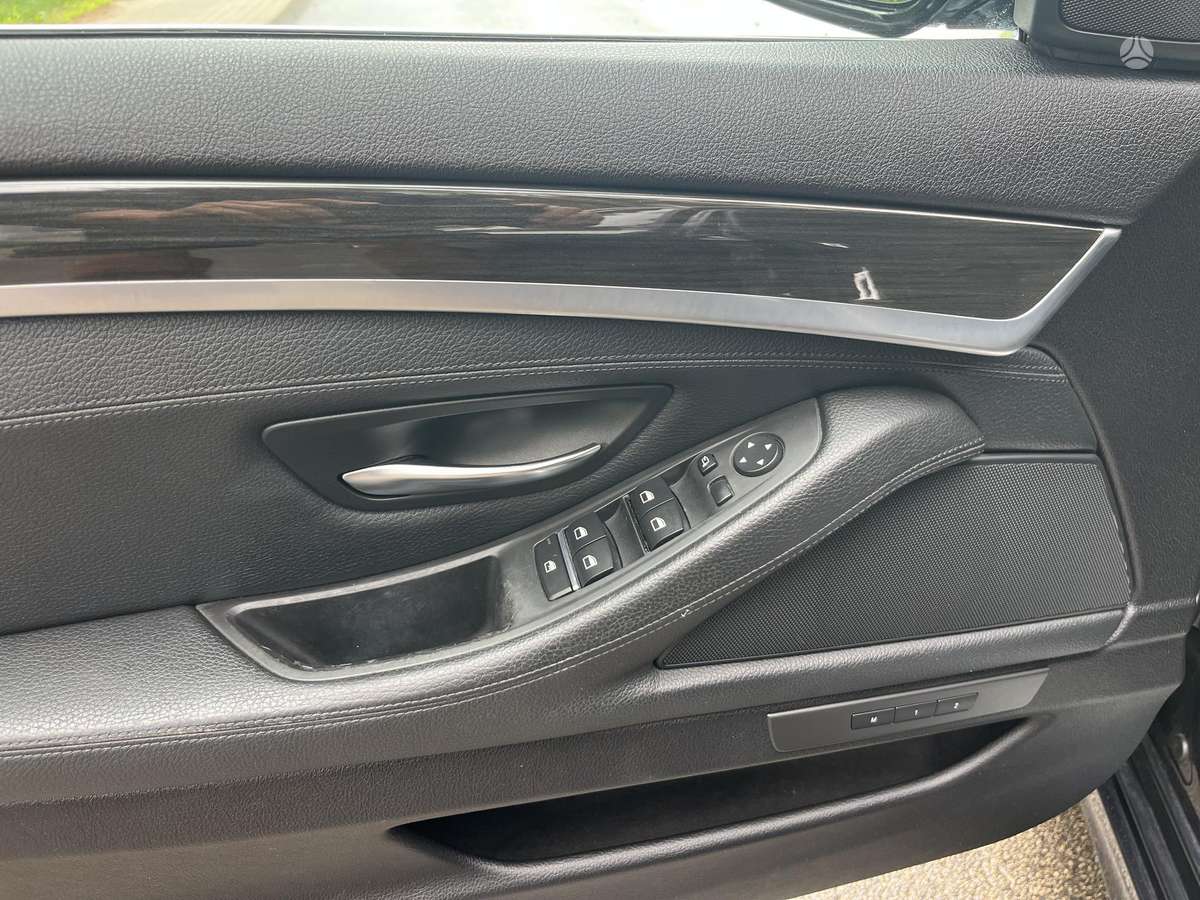 BMW 525, 3.0 l., Универсал