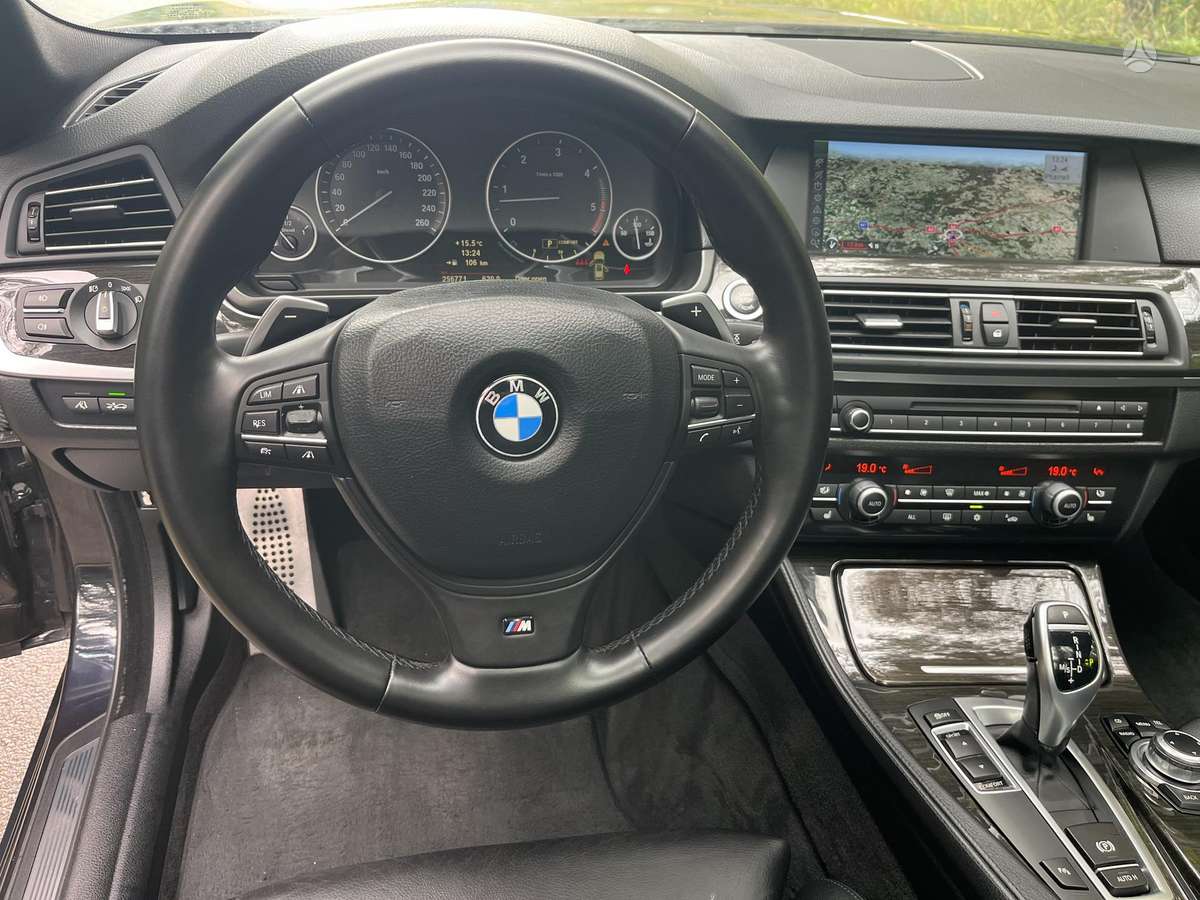 BMW 525, 3.0 l., Универсал