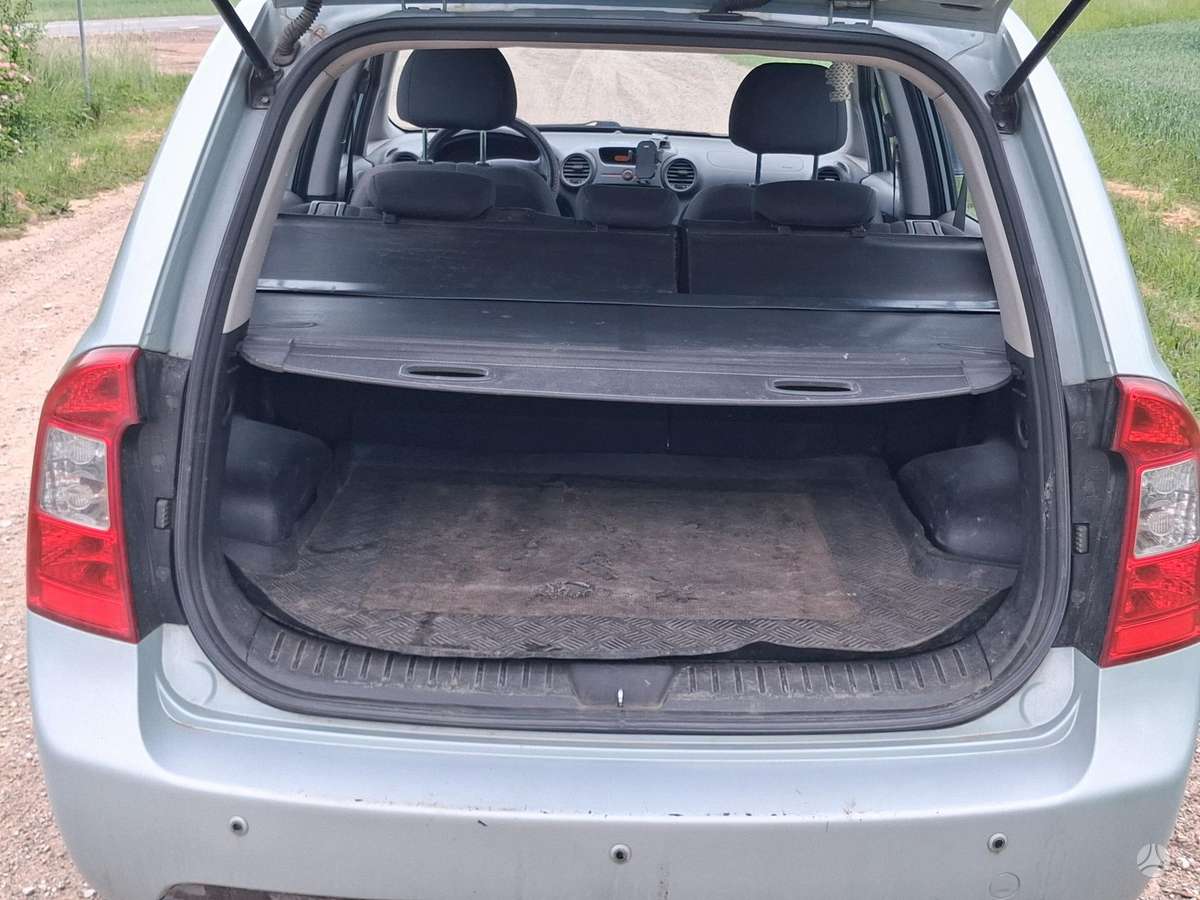 Kia Carens, 2.0 l., Минивэн
