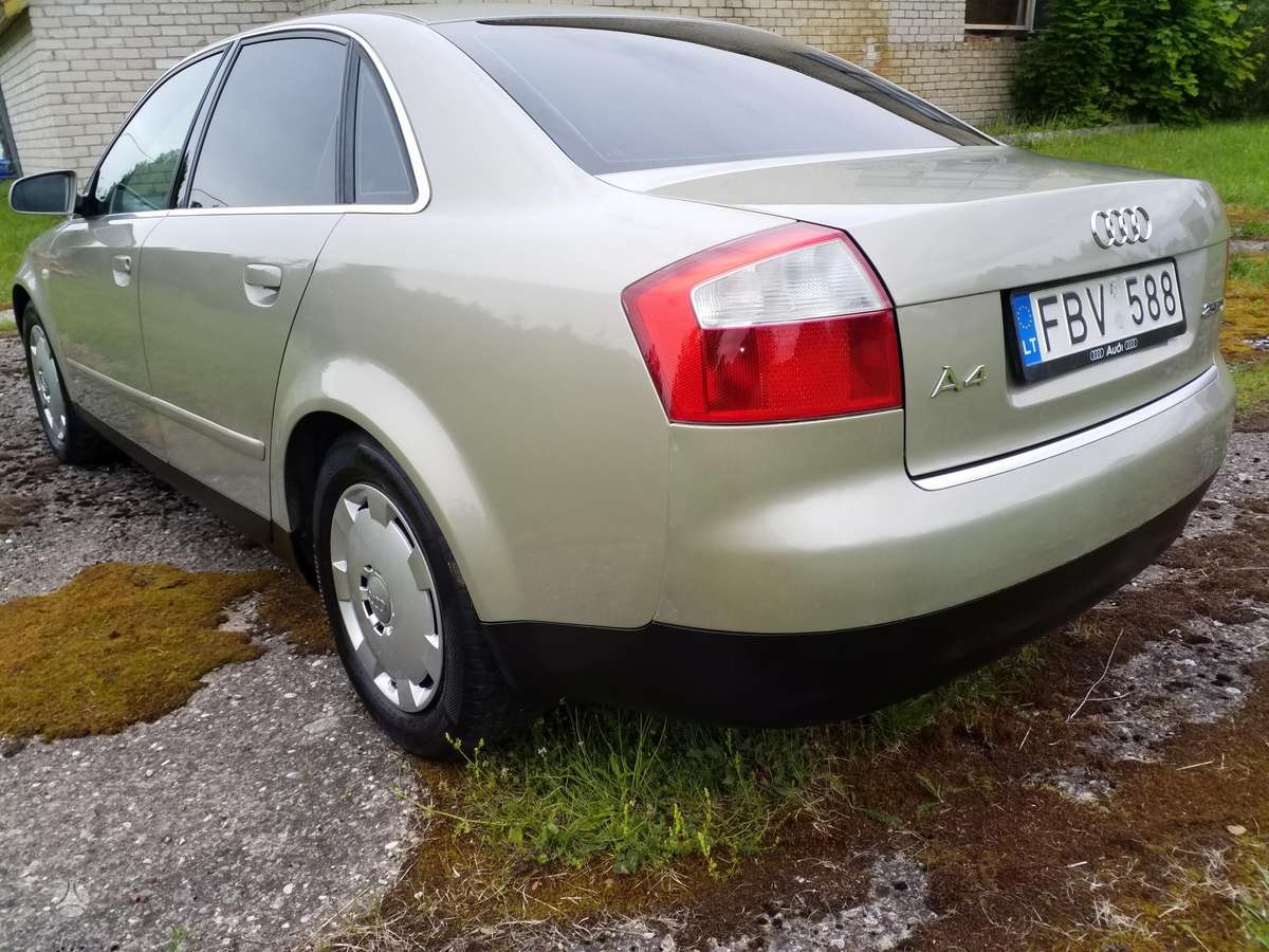 Audi A4, 2.5 l., sedanas