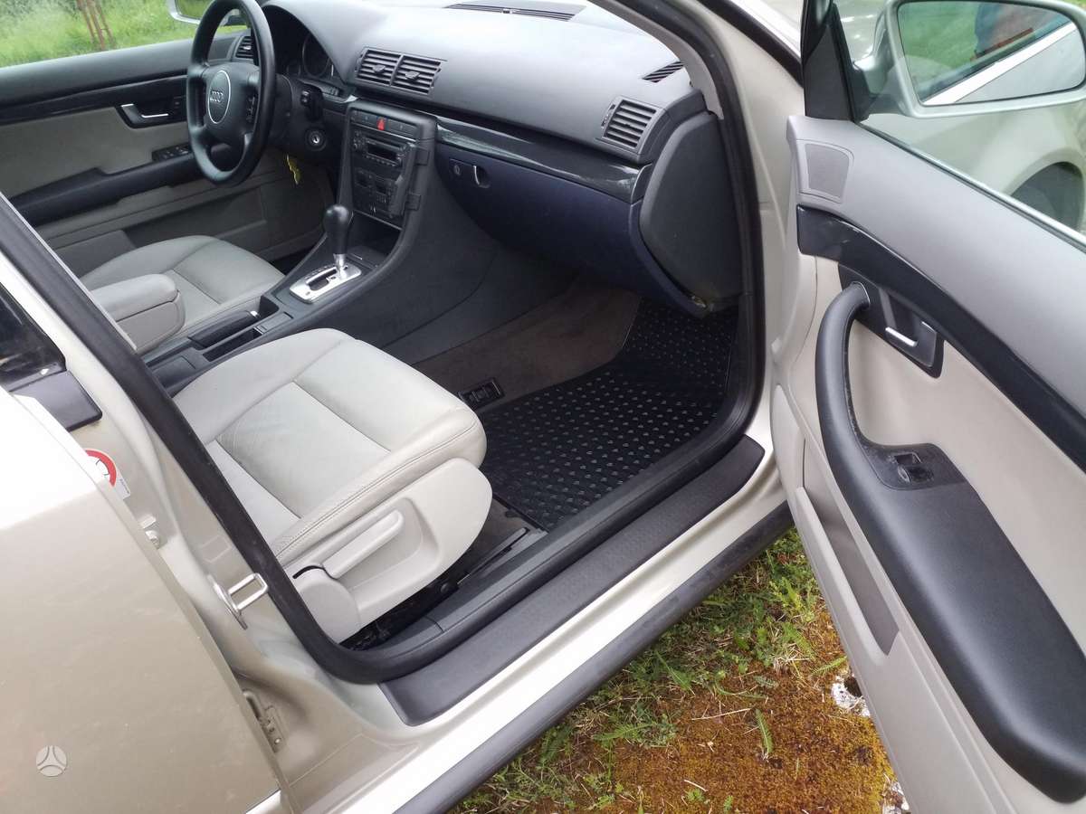 Audi A4, 2.5 l., sedanas