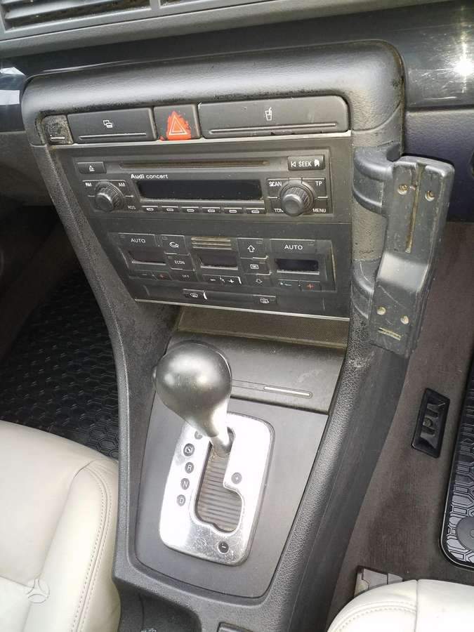 Audi A4, 2.5 l., Седан